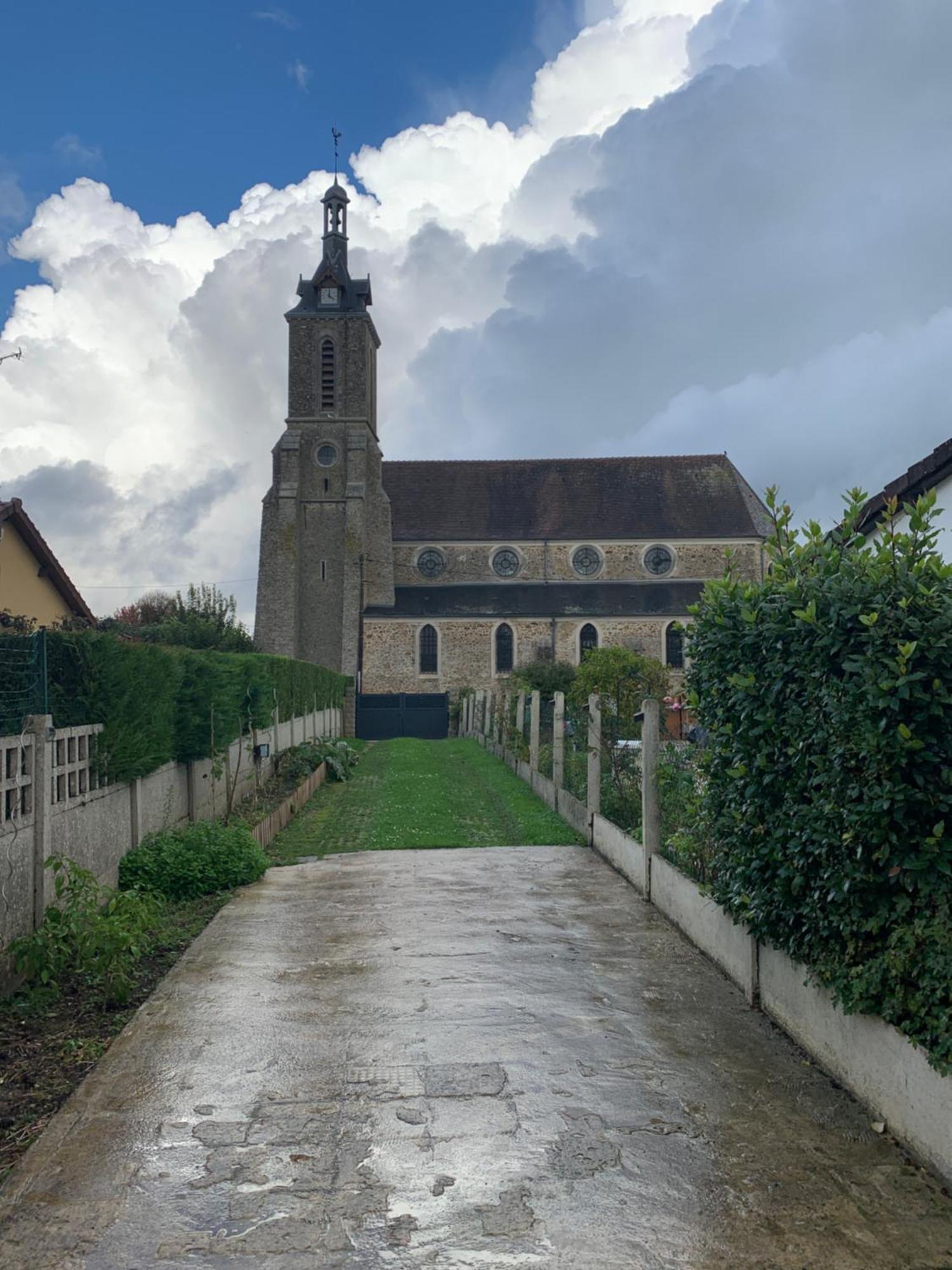 Готель Chez Fifi&Stella Neufmoutiers-en-Brie Екстер'єр фото